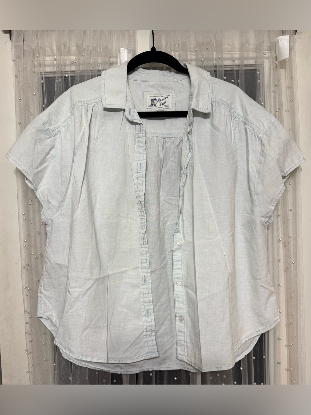 American Eagle Outfitters Light Blue Short-Sleeve Button-Down Shirt Small
